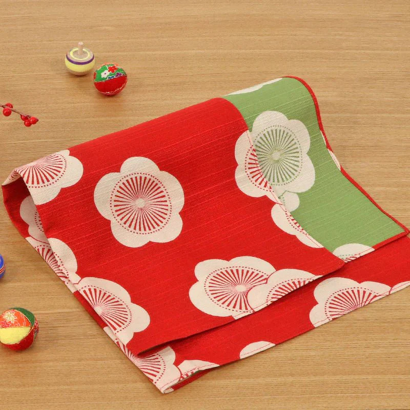 48 Isa Monyo Apricot Red/Green Reversible Furoshiki - Image 4