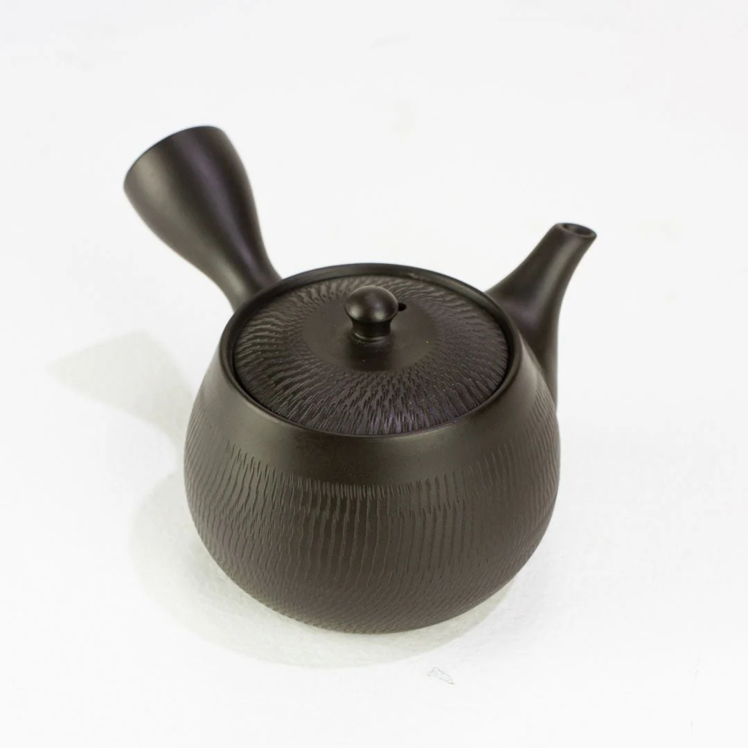 AKIRA Tokoname Japanese Teapot (330ml) - Image 3